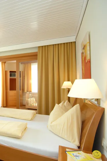 Baby-Kind-Appartement Holunder